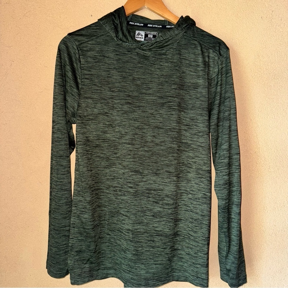 Green Quick-Dry Hoodie - Picture 3 of 9